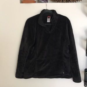 Women’s Black Fleece Northface Pullover— XL